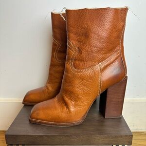 Saint Laurent Paris Calfskin Jodie Ankle Boots in Camel